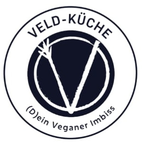 Logo-Variante 2: Veld-Küche - (D)ein Veganer Imbiss (stilisiertes weißes 'V' auf schwarzem stilisierten Teller)